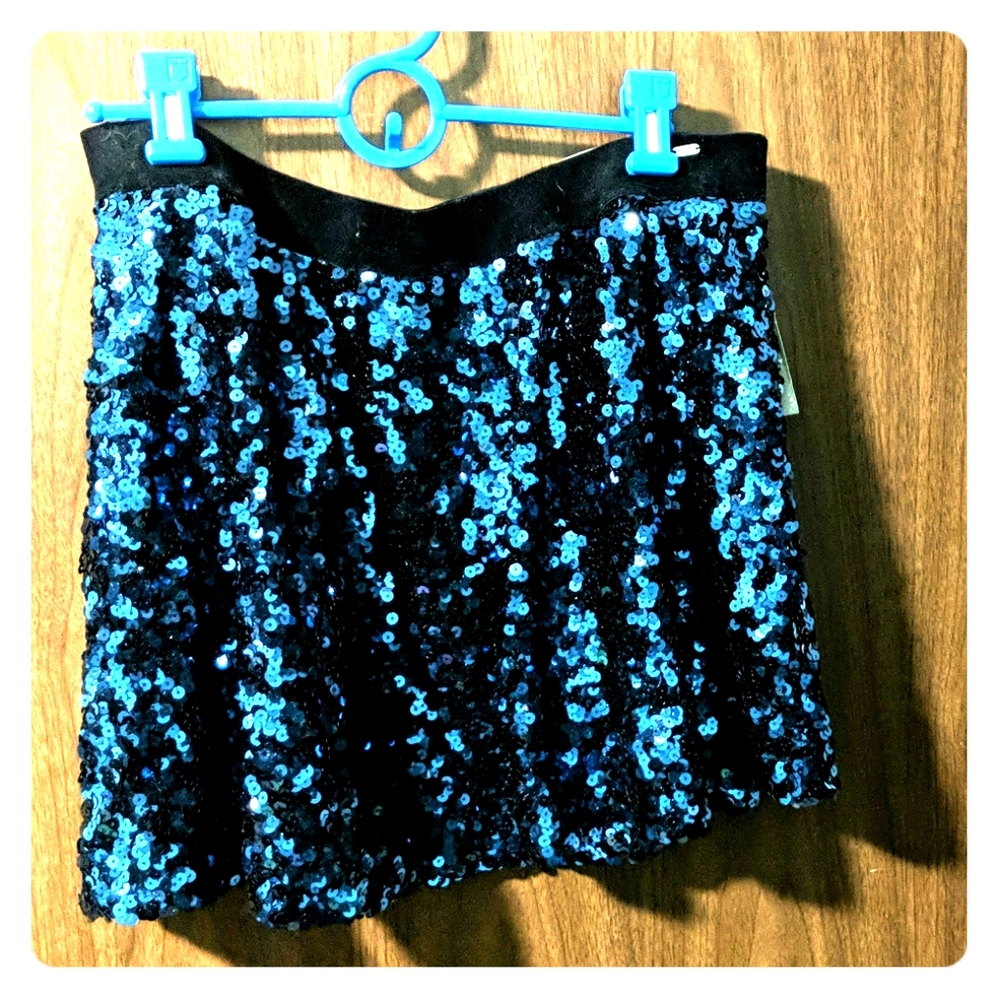 Aero sequined skater skirt